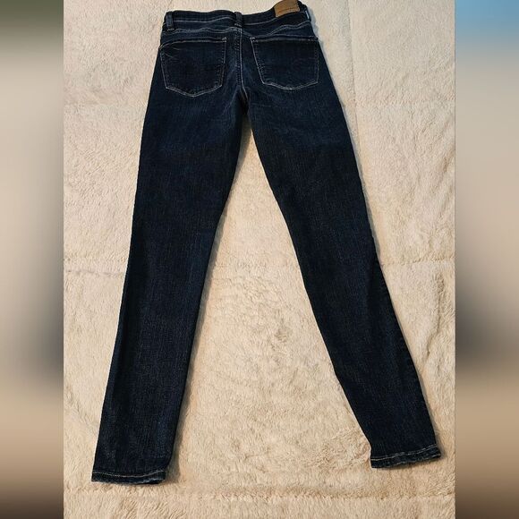 American Eagle Next Level stretch Blue Skinny, Super Hi-Rise Jegging Size 2 - Picture 2 of 8